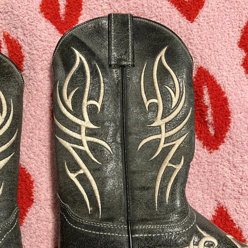 Justin NWOT..Charcoal Grey/white ! Leather boots Women’s size 7. Never worn new! - Picture 7 of 9